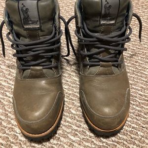 Men’s Patagonia boots 9